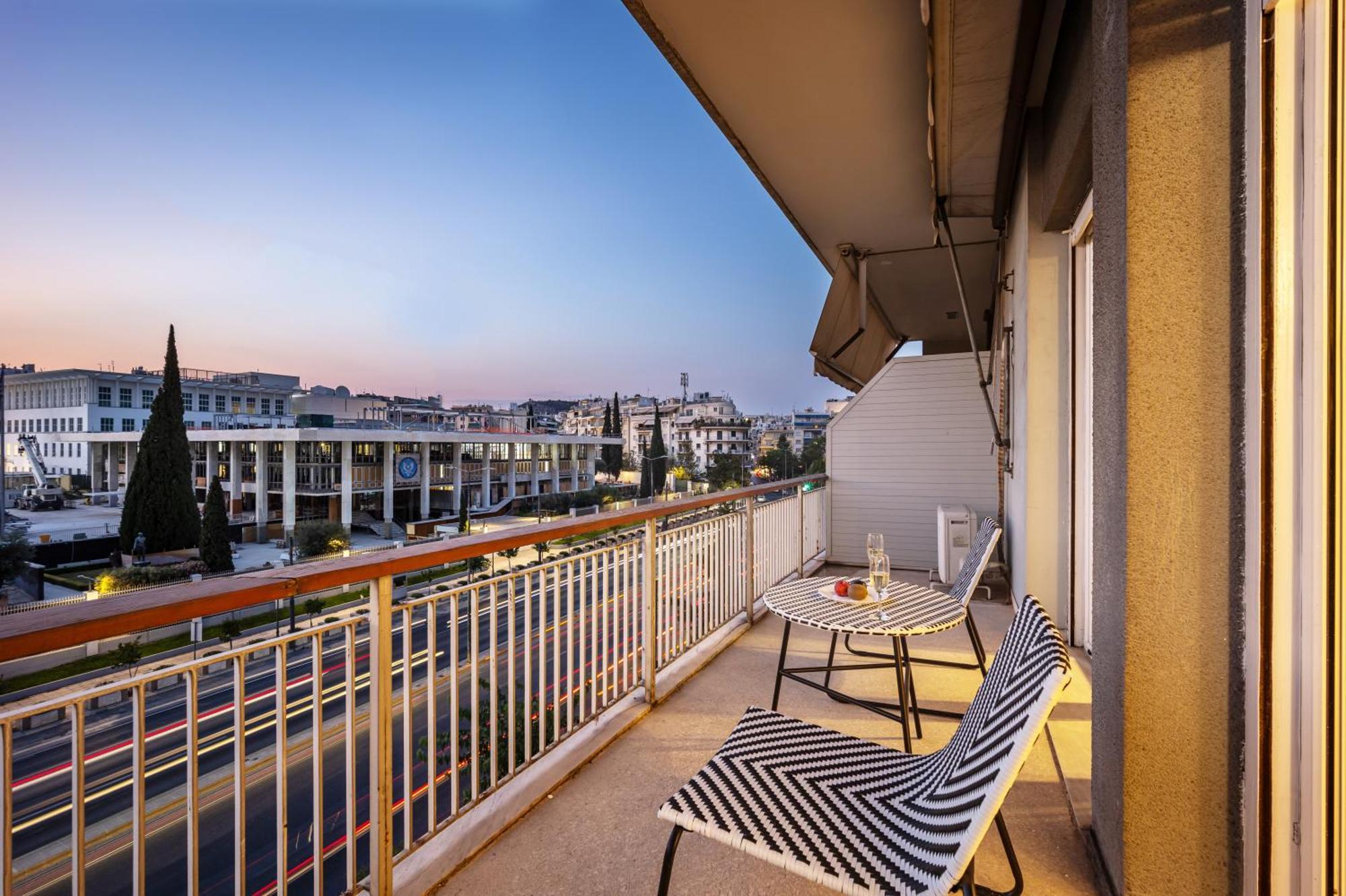 Royal Embassy Apartment Афины Экстерьер фото