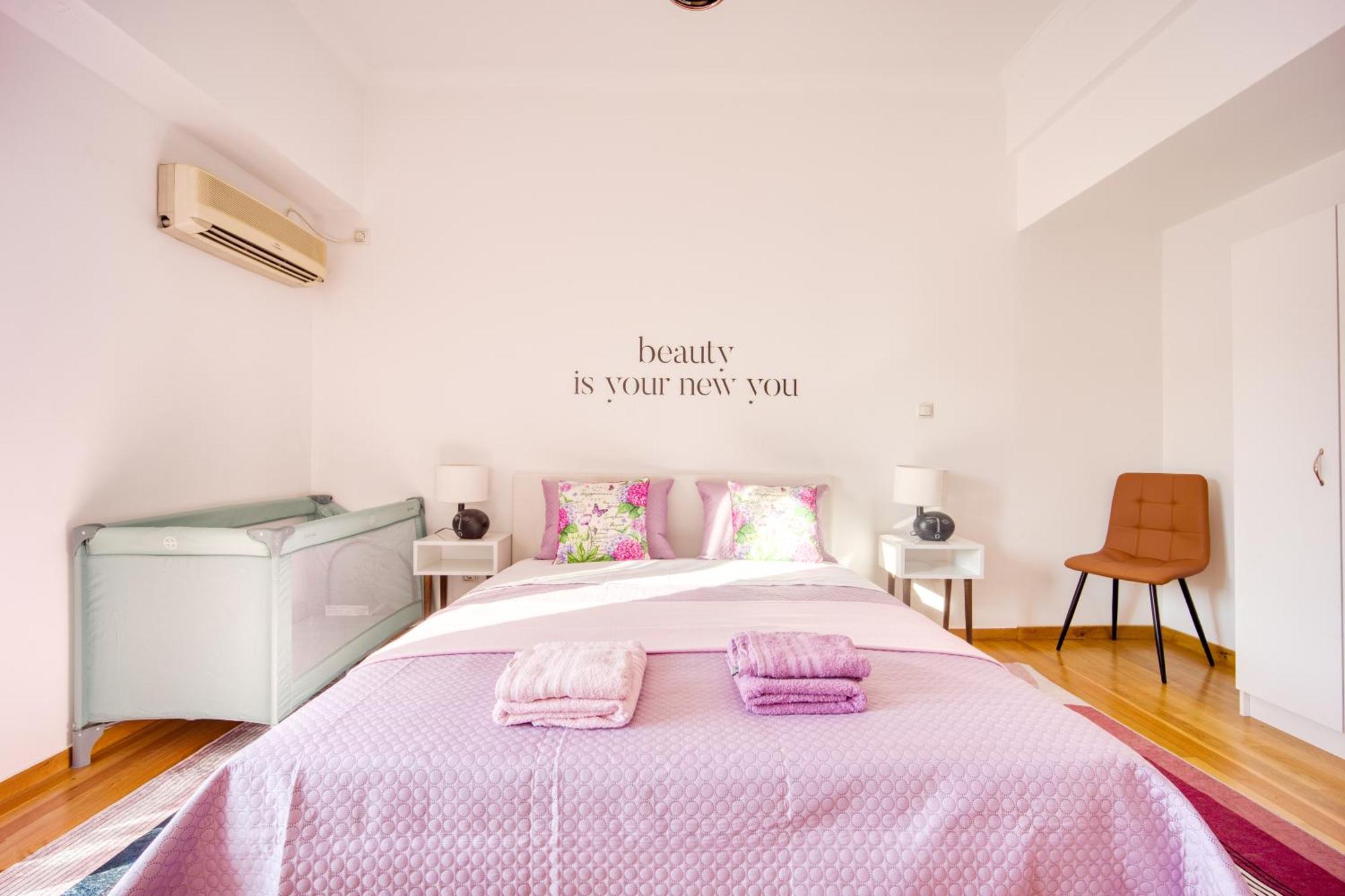 Royal Embassy Apartment Афины Экстерьер фото
